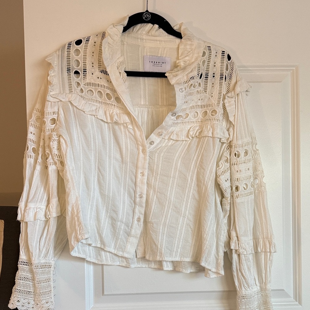 The Shirt by Rochelle Behrens Cream Lace Button-Up Blouse
